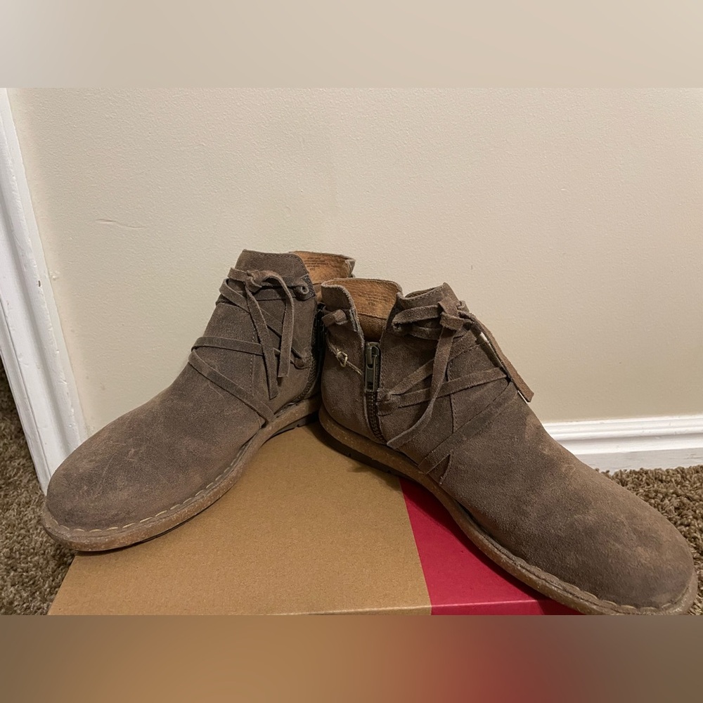 Born Tarkiln Wet Weather Distressed Boots